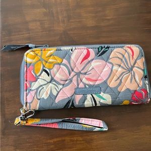 Vera Bradley wallet